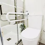 아파트 Apartament *