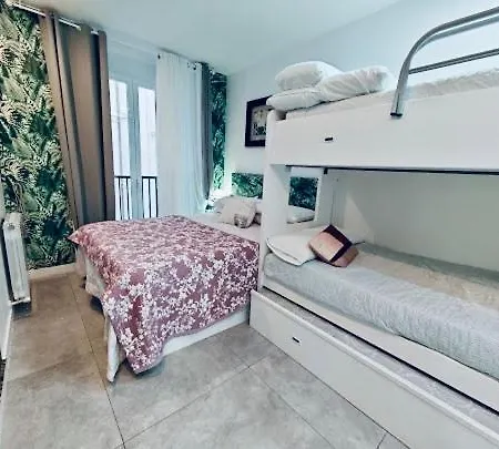 Apartament *