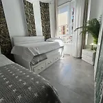 Apartament *