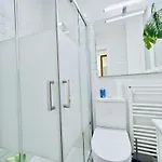 Apartament *